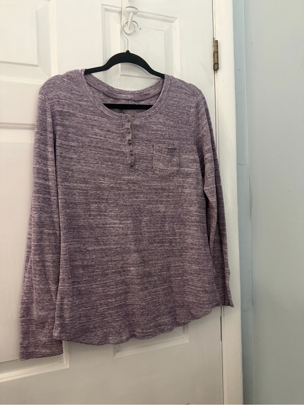 Eddie Bauer Women’s XL Purple Thermal Waffle Knit Henley Long Sleeve Top